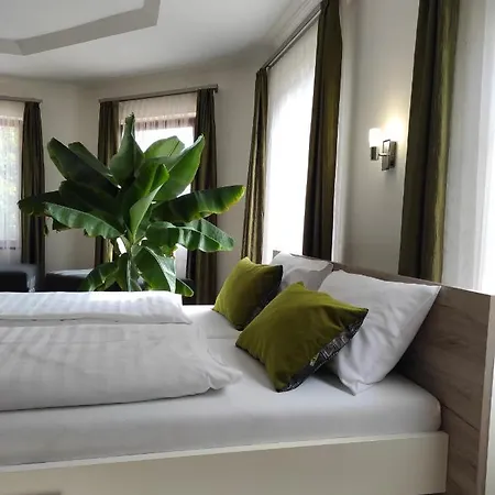 Guest house Rp Fitlife Es Vendeghaz *