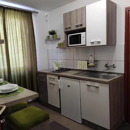 Guest house Rp Fitlife Es Vendeghaz